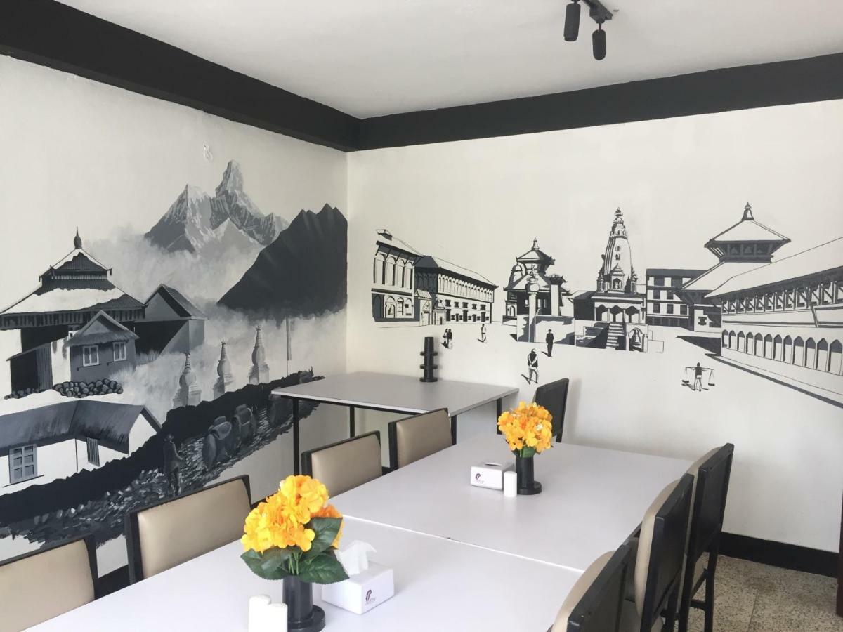 Flavors Inn Meditation Center Katmandu Eksteriør billede