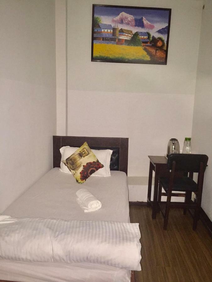 Flavors Inn Meditation Center Katmandu Eksteriør billede